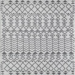 Loops Gray/Dark Gray 5 ft. x 7 ft. Southwestern Area Rug by Eviva